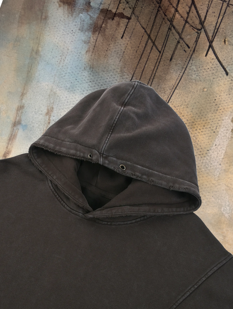 Hoodies & Sweatshirts